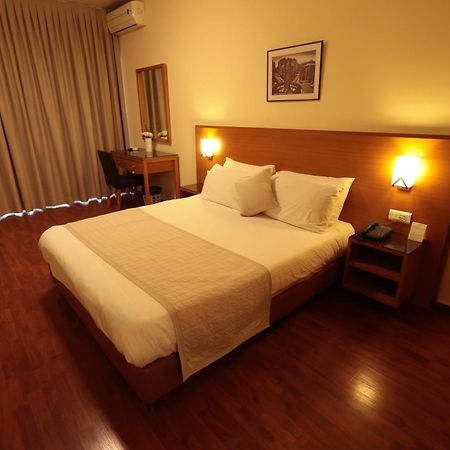 蒙特维酒店 Beit Mery 外观 照片