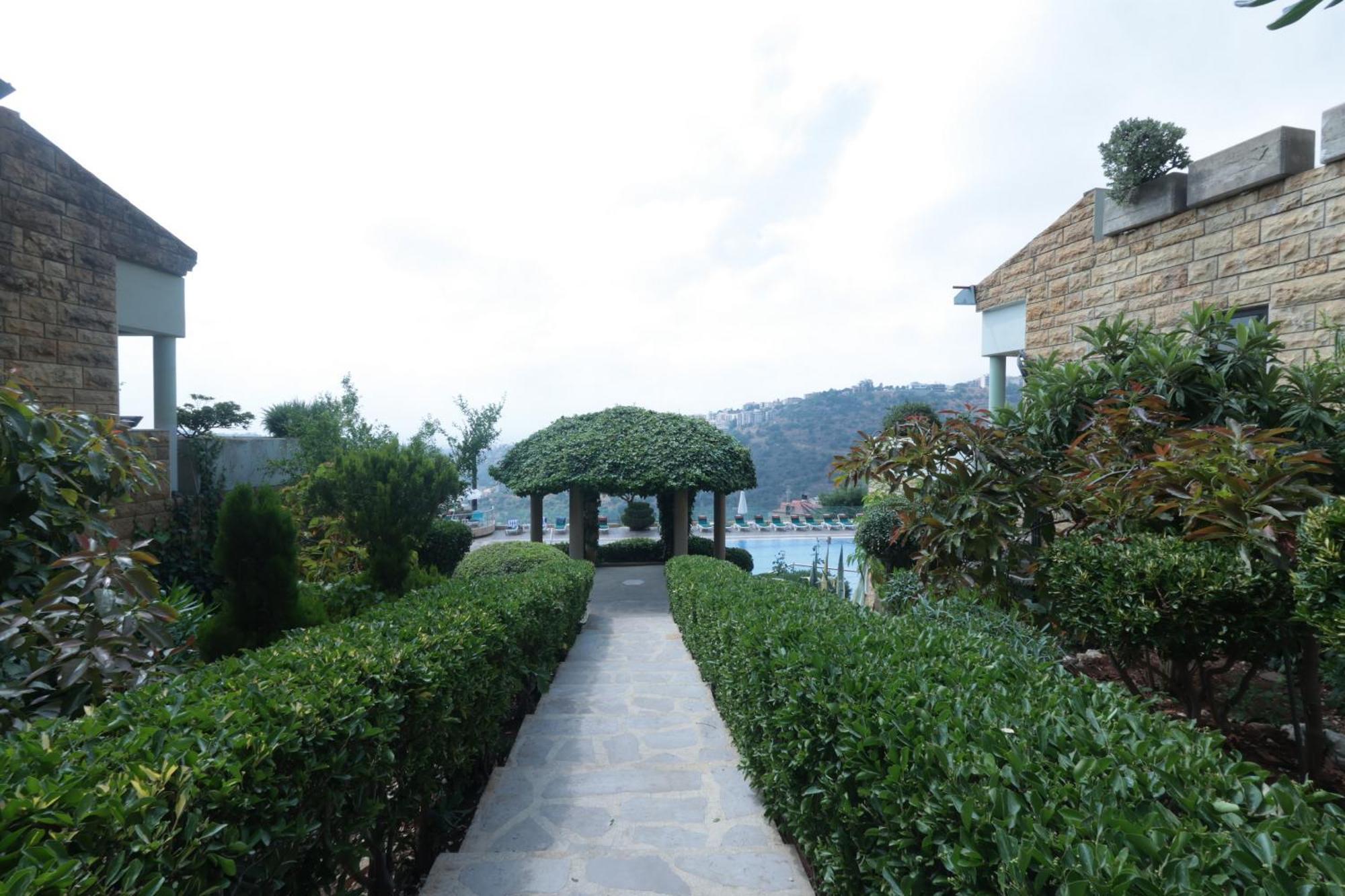 蒙特维酒店 Beit Mery 外观 照片